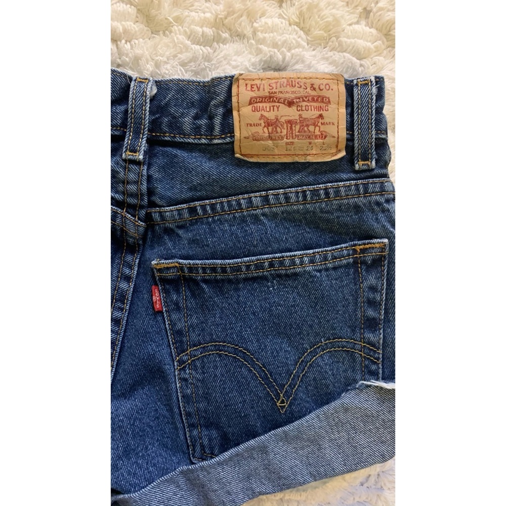 Vintage Levi’s 569 Denim Short